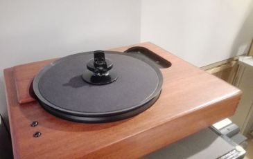 Sota Cosmos IV Vacuum Turntable